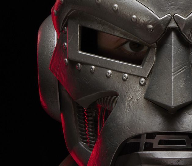 Doctor Doom casco replica 1/1 Fantastic 4 Marvel Legends